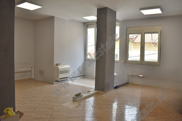 Office for rent in Qemal Stafa Street, near the area of Pazar i Ri, in Tirana, Albania.
Positioned 